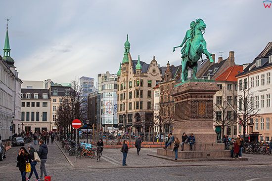 Kopenhaga (Dania). Equestrian Statue of Bishop Absalon na HĂ¸jbro Plads