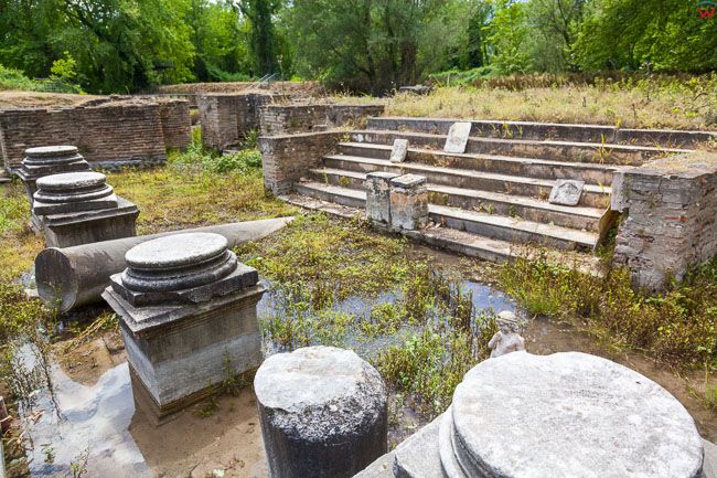 Grecja, Dion - Kompleks Archeologiczny polozony u stop Olimpu. EU, PL,