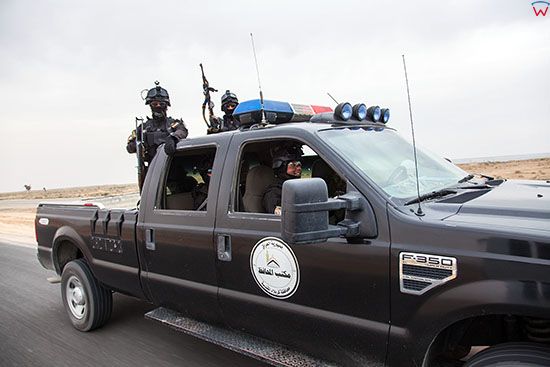 Irak, Al-Hindiyah, 18.03.2014 r. Cwiczenia jednostki specjalnej Irackiego SWAT-u.