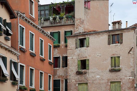Wenecja, kamienice przy Calle Orsetti. EU, Italia, Wenecja Euganejska.