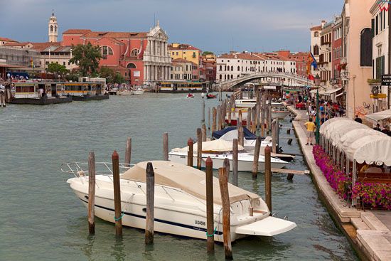 Wenecja, kanal Canale Grande w okolicy Fondamenta Simeone Piccolo. EU, Italia, Wenecja Euganejska.