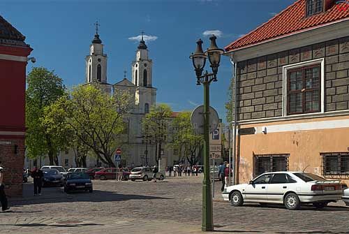 Litwa-Kowno (Kaunas). Rynek z widocznym klasztorem jezuitów