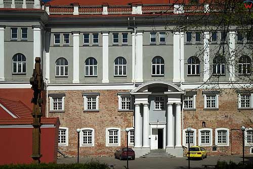 Litwa-Kowno (Kaunas). Kompleks pałacowy przy ul. Papilio.
