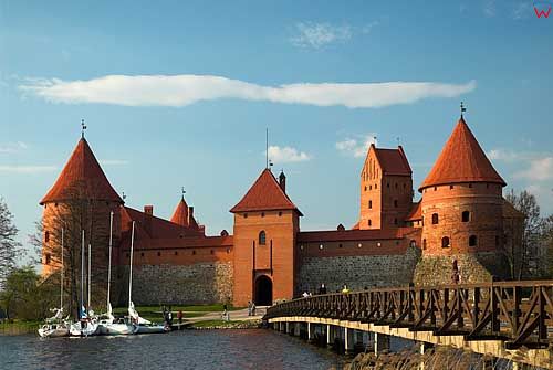 Litwa-Troki. Zamek obronny.