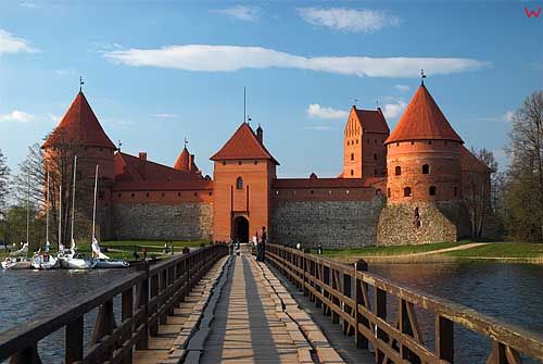 Litwa-Troki. Most prowadzący do zamku.