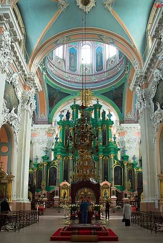 Litwa-Wilno. Wnętrze cerkwi św. Ducha.
