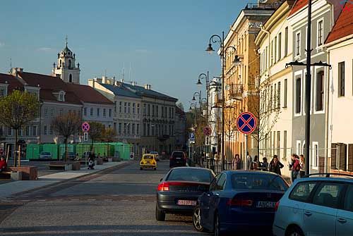 Litwa-Wilno. Kamienice przy rynku, ulica Wielka.