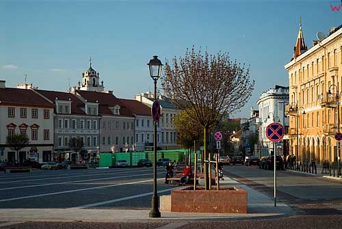 Litwa-Wilno. Kamienice przy rynku, ulica Wielka.