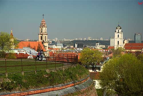 Litwa-Wilno. Barbakan i panorama miasta.
