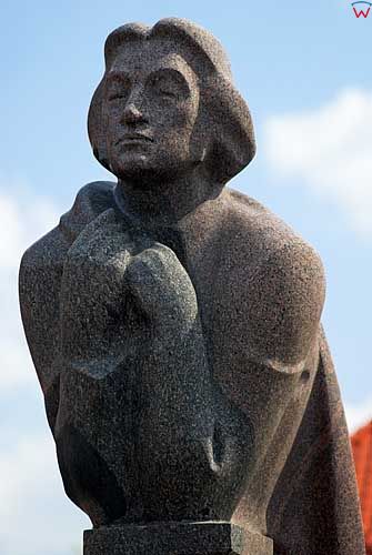 Litwa-Wilno. Pomnik Adama Mickiewicza przed kościołami Anny i Bernardynów.