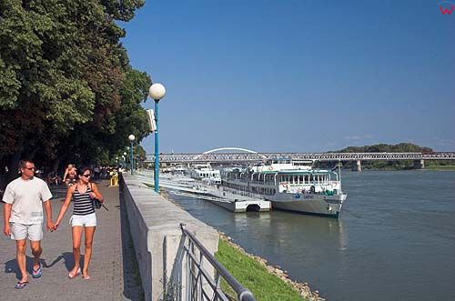 Bratysława port nad Dunajem