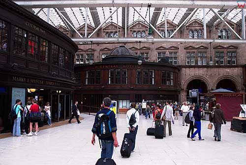 Szkocja-Glasgow. Dworzec kolejowy.