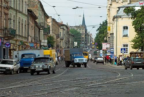Lwów. Ruch uliczny przy ul. Horodockiej.