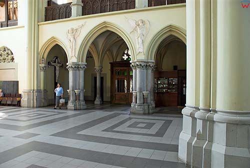 Lwów. Wnętrze kościoła św. Elżbiety